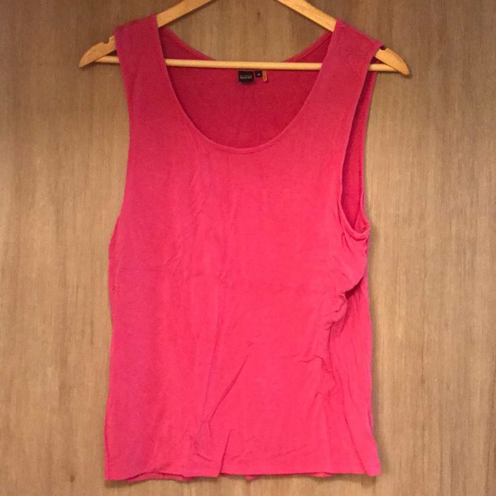 Pink tank top